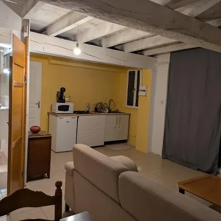Maison 1 Nyaraló *